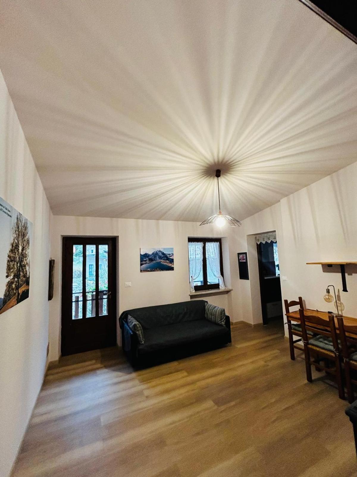 Ferienwohnung Il Fontanile Aisone Exterior foto
